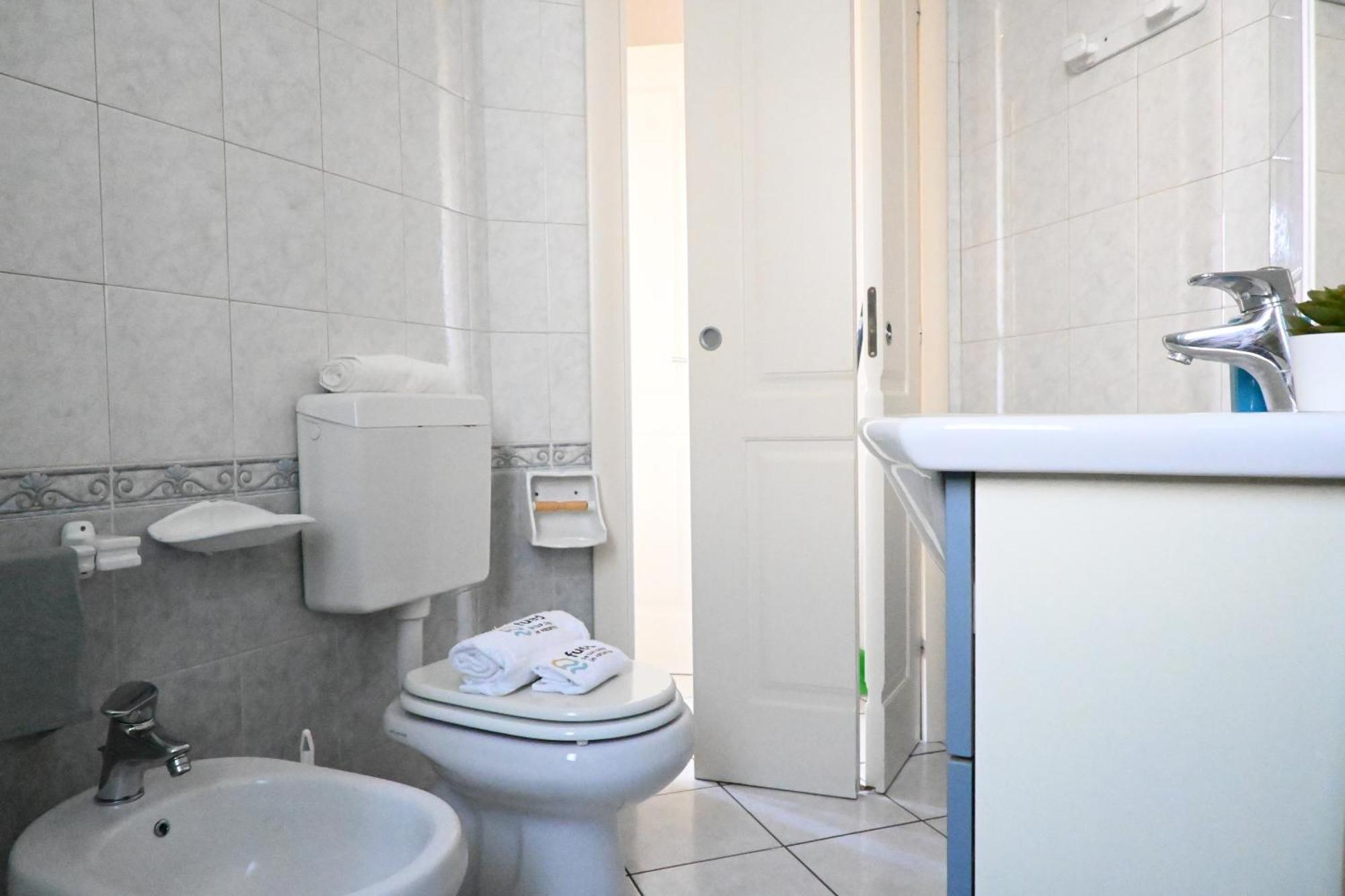Cv001 - Cervia, Comodo Monolocale Al Piano Terra Appartamento *